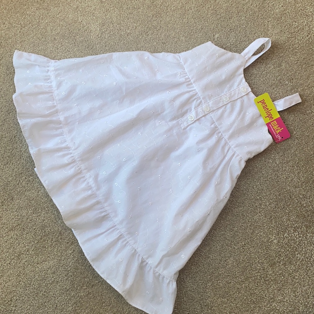Baby girls white dress with bow, NWT 2T